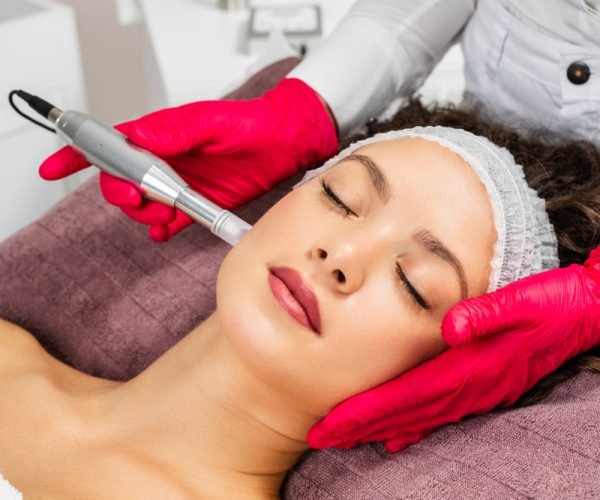 Beautiful,Woman,Receiving,Microneedling,Rejuvenation,Treatment.,Mesotherapy.